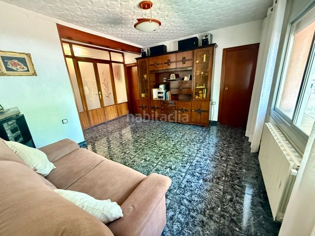 Foto 16cdf980-26e2-414d-a312-7bdab9a9b605. Piso en La Guineueta Barcelona