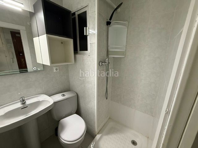 Foto c7df11de-c234-4c8a-ab48-be8c315b38e6. Flat in Trinitat Nova Barcelona