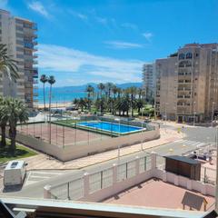 Affitto Piccolo appartamento  Avinguda el racó. Apartamento primera linea de playa
