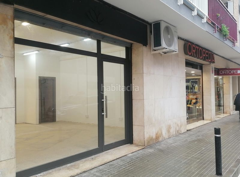 Foto 8f4b6bd5-d7b2-4570-bfa2-e23a78501e39. Lloguer local comercial a La Gavarra Cornellà de Llobregat