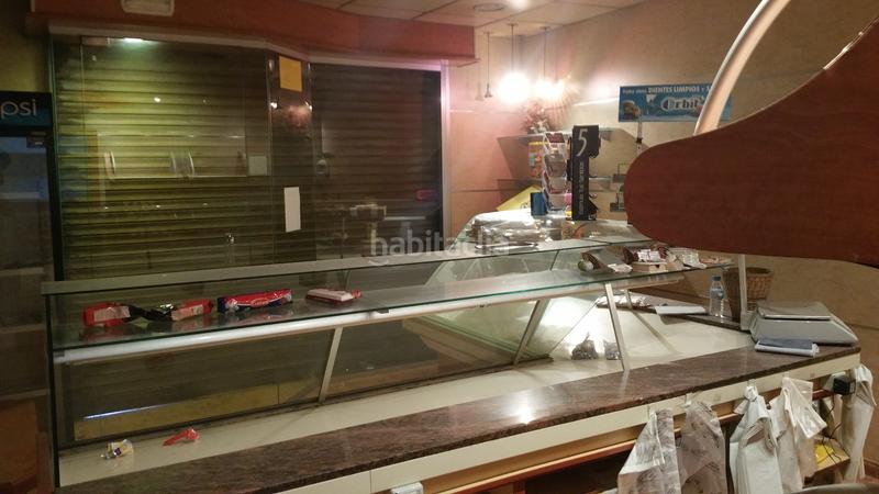 Foto d263cf2f-340a-46bb-8965-b876caf82156. Local commercial dans Llatí Santa Coloma de Gramenet