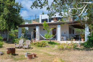 Mas�a en Sant Antoni de Portmany. Encantadora finca rom�ntica en san mateo � ibiza
