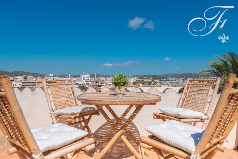 Foto e154dc84-6c9f-4251-8855-882634ea30d8. Maison avec chauffage dans Dalt Vila-La Marina Ibiza