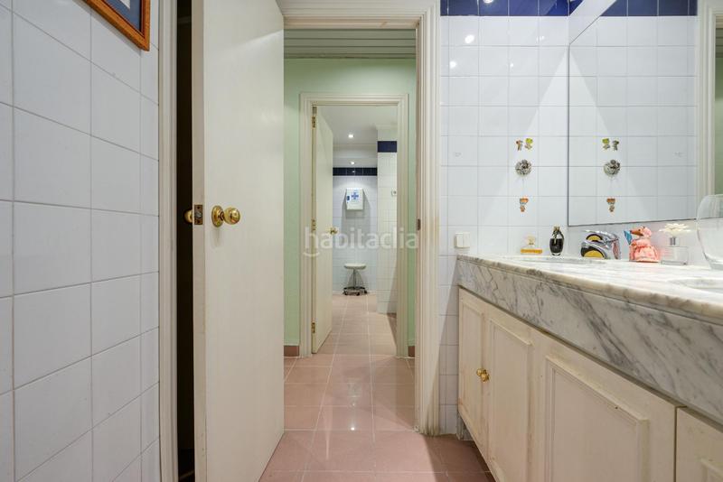 Foto 490eb66b-4ba2-4074-8d7a-79c490010ae9. Alquiler local comercial en Centre Sant Joan Despí