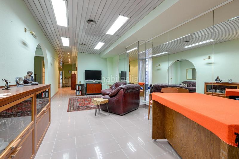 Foto 669cca1c-c3c8-4cbf-9dc6-ce0a7a97e742. Alquiler local comercial en Centre Sant Joan Despí