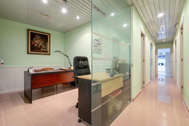 Foto 38633852-254b-4a74-ba92-5928b94bde21. Lloguer local comercial a Centre Sant Joan Despí