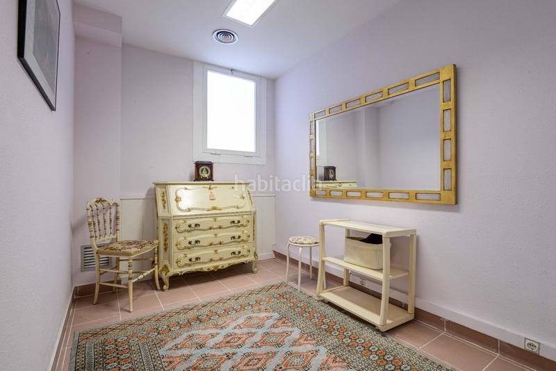 Foto 105be22d-22b8-4e6c-a702-5f0c867bf83b. Affitto locale commerciale in Centre Sant Joan Despí