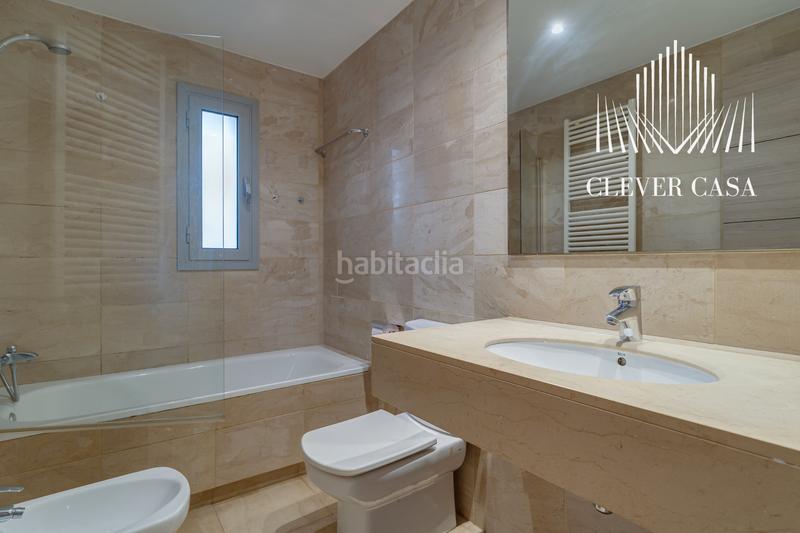 Foto 7f2e8522-36e3-4387-aa16-537c51f25255. Ground floor with heating parking pool in Parc Central Sant Cugat del Vallès