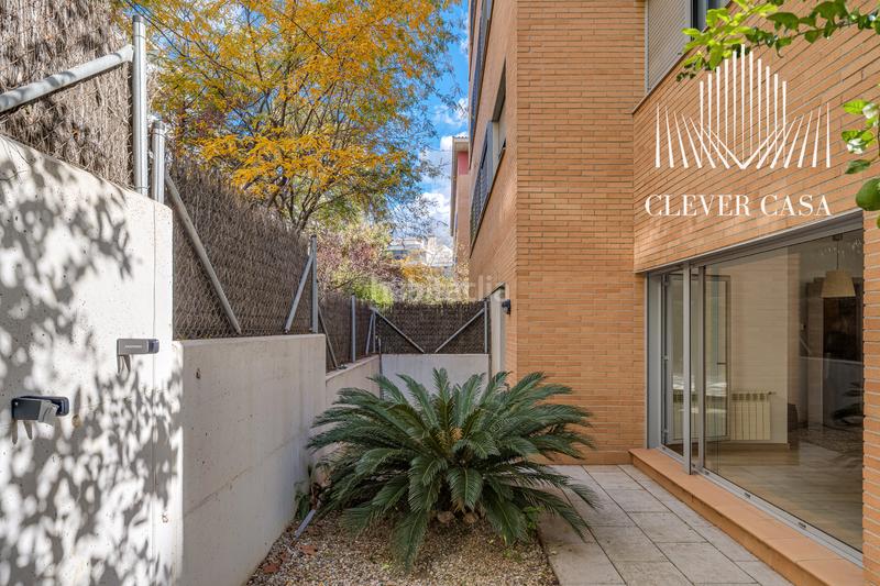 Foto c5678eff-e18f-4219-b791-2ddf5db6b484. Ground floor with heating parking pool in Parc Central Sant Cugat del Vallès