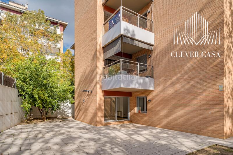 Foto e8b2360a-db3f-452b-a0af-45241fdd66e6. Ground floor with heating parking pool in Parc Central Sant Cugat del Vallès