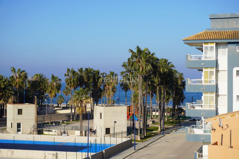 Foto 0907c87d-ea01-45c8-b7f5-61731e468cad. Chalet avec chauffage parking piscine dans Miramar