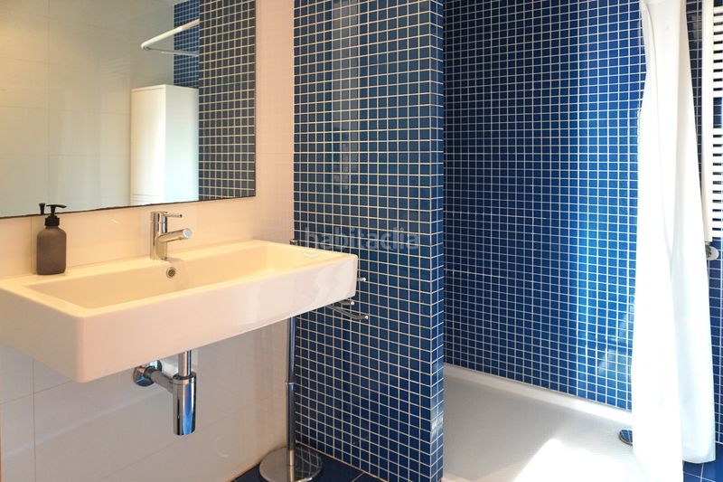 Foto 61a223e0-475d-4a30-91cb-26340fbef986. Chalet con riscaldamento parcheggio piscina in Miramar