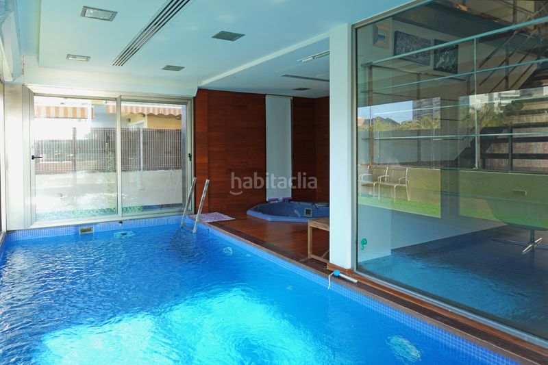 Foto 6228a553-2dc9-4bf0-8522-99e6d6332443. Chalet con riscaldamento parcheggio piscina in Miramar