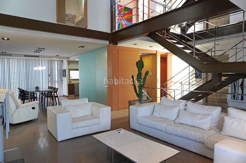 Foto c67e696c-9380-4921-b1f7-a47618fecccc. Chalet con riscaldamento parcheggio piscina in Miramar