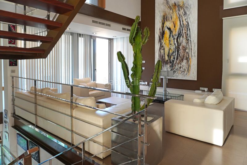 Foto d197a397-210d-460e-8ed0-01327cac44b3. Chalet con riscaldamento parcheggio piscina in Miramar