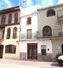 Casa  Plaza abadía. Vivienda para reforma en losa del obispo