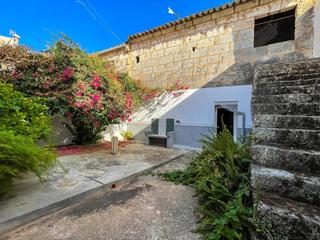 Casa aparellada  Plaça major. Preciosa casa de pueblo de estilo mediterraneo - sa pobla