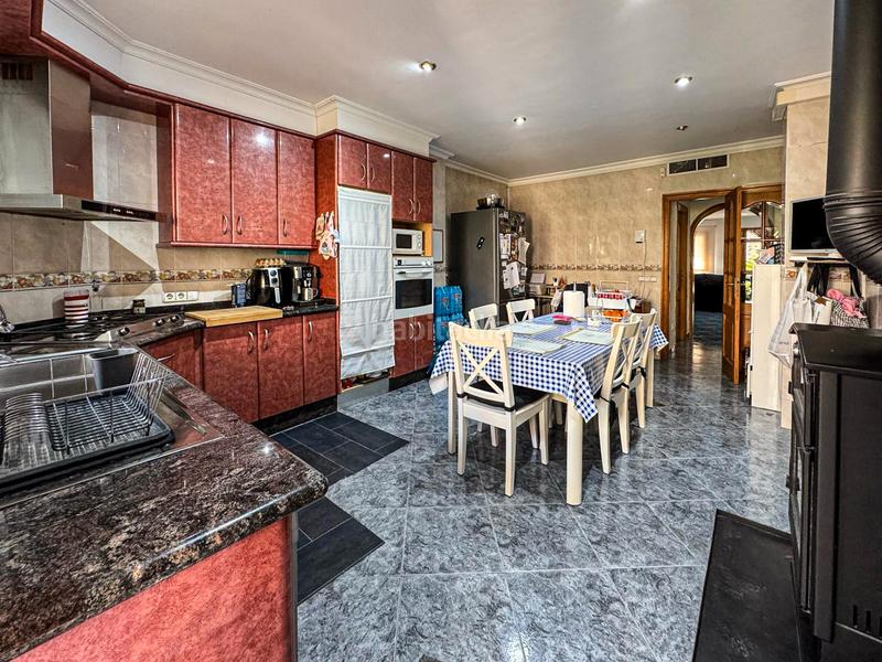 Foto 4c4b4110-6298-4254-8303-f9b86d09f231. Chalet con riscaldamento in Centro Inca