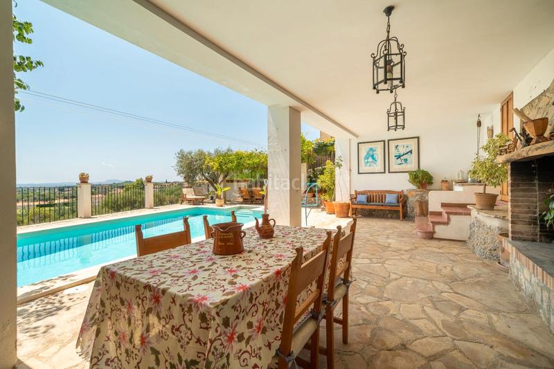 Foto 107288ad-98a9-4386-925f-d8e7fa8d1bcc. Chalet con camino riscaldamento parcheggio piscina in Selva