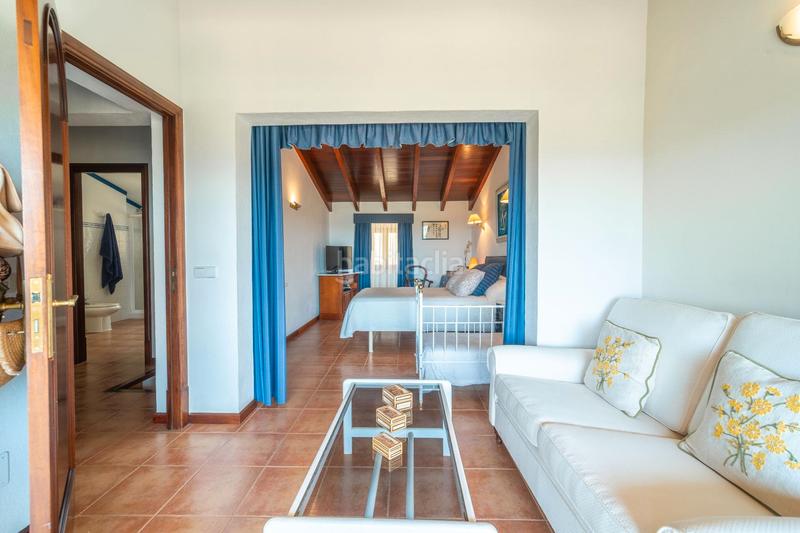 Foto 2239db4b-3acd-45f7-8b72-a69b01584f61. Chalet con camino riscaldamento parcheggio piscina in Selva