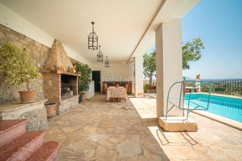 Foto d67c4423-bd3d-443e-b48a-4760e73c17b4. Chalet con camino riscaldamento parcheggio piscina in Selva