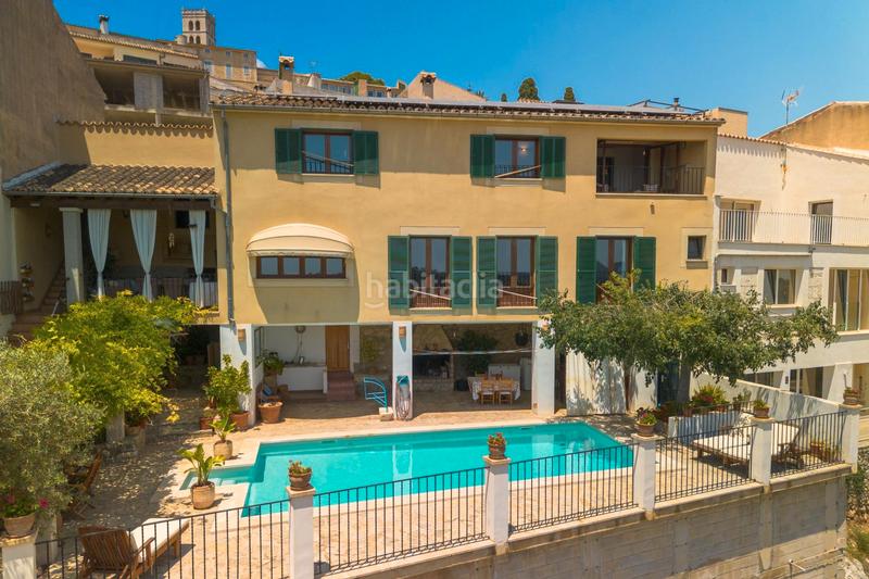 Foto e3e3fb34-5e5f-4bec-95ce-7ac0738b942c. Chalet con camino riscaldamento parcheggio piscina in Selva