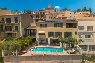 Xalet  Carrer de sa font. Precioso chalet de estilo mediterraneo en el pueblo de selva con