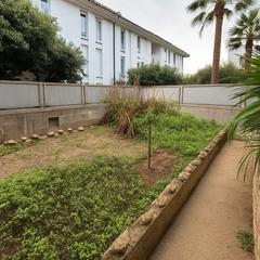Casa bifamiliare  Carrer antoni maura. Casa tipo dúplex con jardin y garaje en lloseta