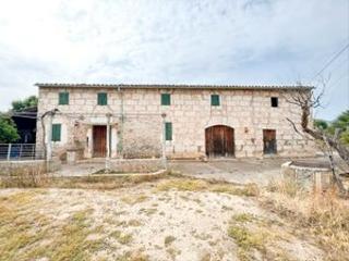 Maison à Selva. Finca rústica con vistas a la tramuntana en el pueblo de selva