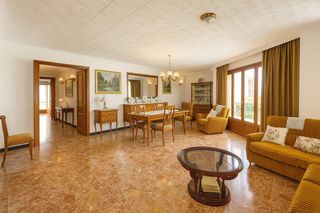 Etagenwohnung  Carrer fra antoni torrens. Primer piso con terraza y solarium - zona es blanquer