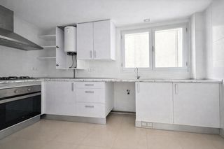 Etagenwohnung  Carrer goleta. Fabuloso segundo piso con parking y trastero