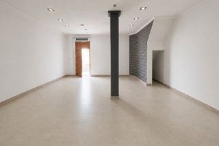Locale commerciale  Carrer des hostals. ¡inversión con alto potencial en el centro de inca!