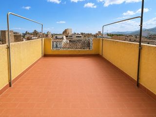 Flat  Carrer de sant bartomeu. Gran y luminoso piso en inca