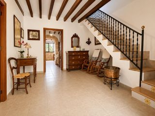 Casa  Carrer de sant jaume. Autentica casa mallorquina con terraza privada en caimari