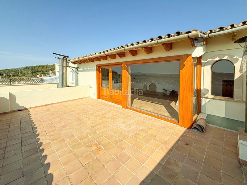 Foto 0aed0dfa-fef2-43b5-ad8a-ed443e930969. Casa amb piscina a Selva
