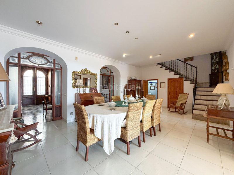 Foto aee799f0-caa7-40be-8012-a71cf3075346. Casa amb piscina a Selva