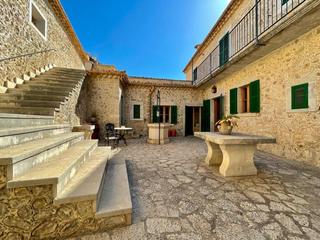 Maison  Carrer salvador beltrán. Señorial vivienda en mancor de la vall
