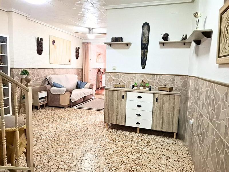 Foto 43941deb-1550-4fbf-9076-4c96c9bcafc5. Casa con parcheggio in Zona la Ermita Torrent