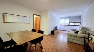 Piso  Calle pedrones los. Piso con garaje incluido