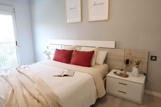 Rent Flat in Sant Marcel·lí. Piso alquiler amueblado zona cruz cubierta