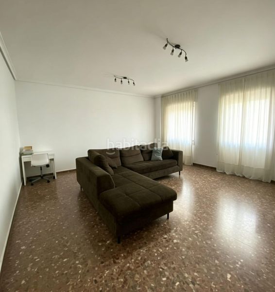 Foto 29e01f3d-d2ac-41d6-b306-4772a9687705. Pis amb aparcament a Meliana