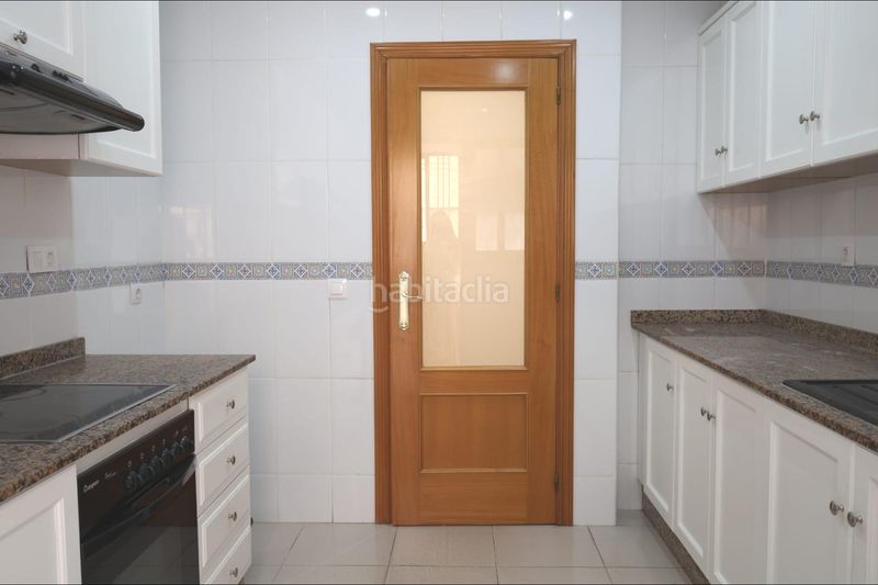 Foto 333b9441-70a6-4188-b7ae-44504b8811c9. Pis amb aparcament a Meliana