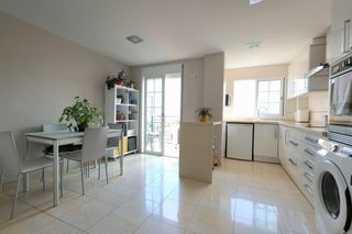 Etagenwohnung in Sant Marcel·lí. Piso en venta reformado y todo exterior zona bulevar  tomas sala