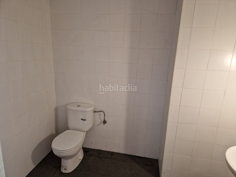 Foto e3a55d60-710a-4783-a204-74edf2446e31. Affitto locale commerciale in carrer salvador dalí 4 in Montcada i Reixac