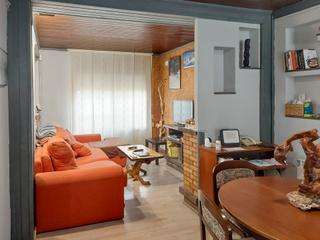 Casa adossada a Campdevànol. Casa unifamiliar de 3 habitacions en venda a campdevànol