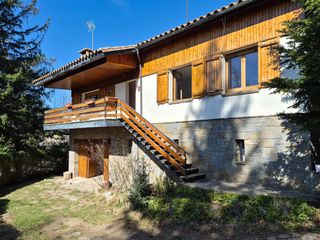 Masia  Passeig de les basses. Preciosa casa a la muntanya amb parcel�la de 2.240 m�  en un ent