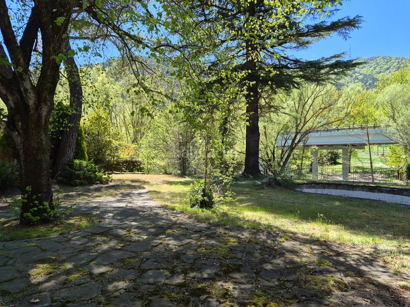 Foto 1b074d02-2e54-4c67-ba12-c048c82aae43. Maison avec cheminée parking piscine dans Ripoll