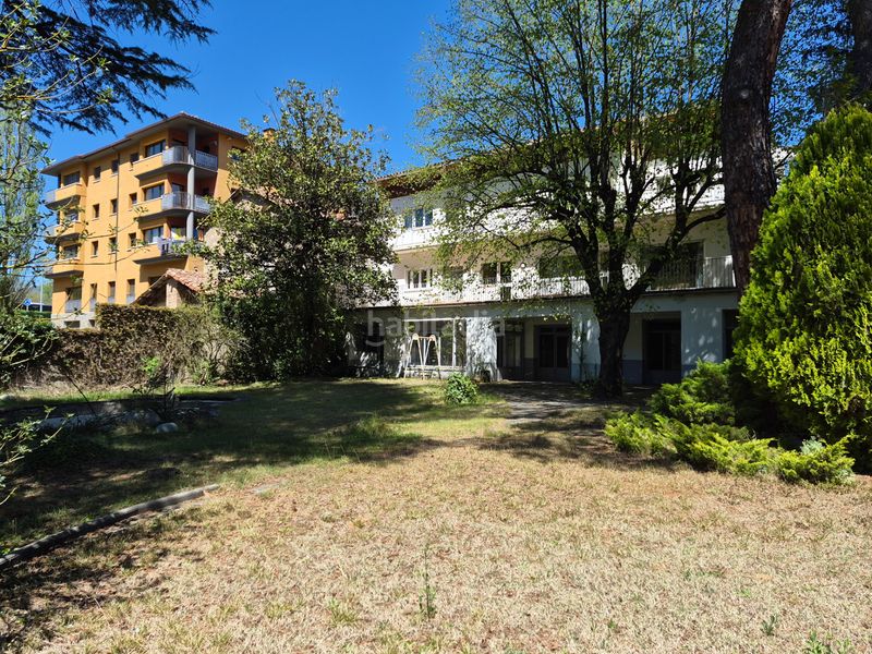 Foto 84f63379-260a-443d-aae7-d59ae5f5f735. Maison avec cheminée parking piscine dans Ripoll