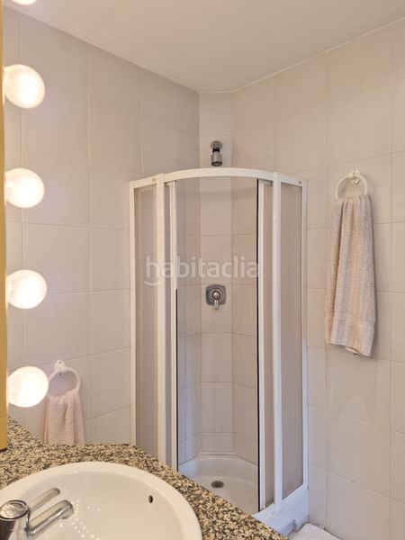 Foto b2cf7a15-c010-4f2f-bd67-684e381b8040. Maison avec cheminée parking piscine dans Ripoll