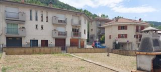 Wohngrundstück in Campdevànol. Solar urbà consolidat de 221m2 per la construcció d’habitatges u